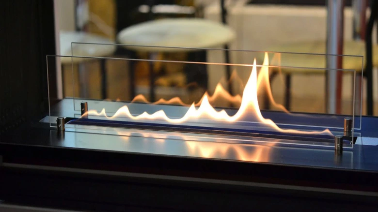 Bioethanol fireplace flames