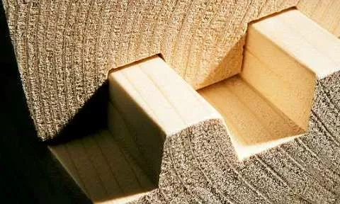 Detail dřevostavby s parobrzdy v izolaci stěny