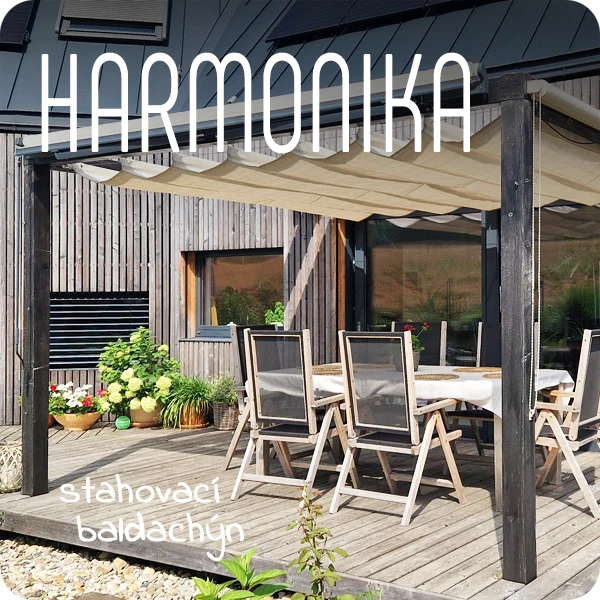 Dřevěná pergola s vytažitelnou stínicí plachtou na terase.
