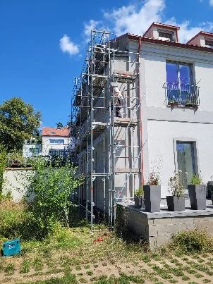 House renovation scaffolding