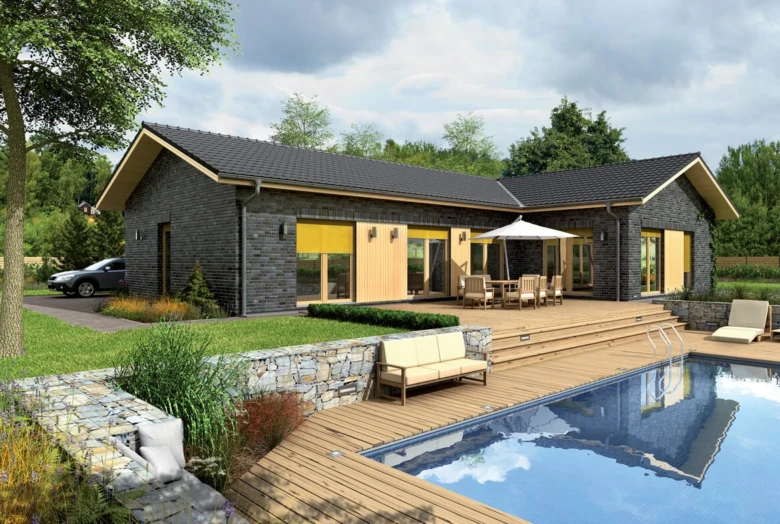 Moderní bungalov s bazénem na pozadí zelené zahrady.